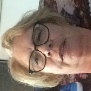 Meet your Posher, Denise